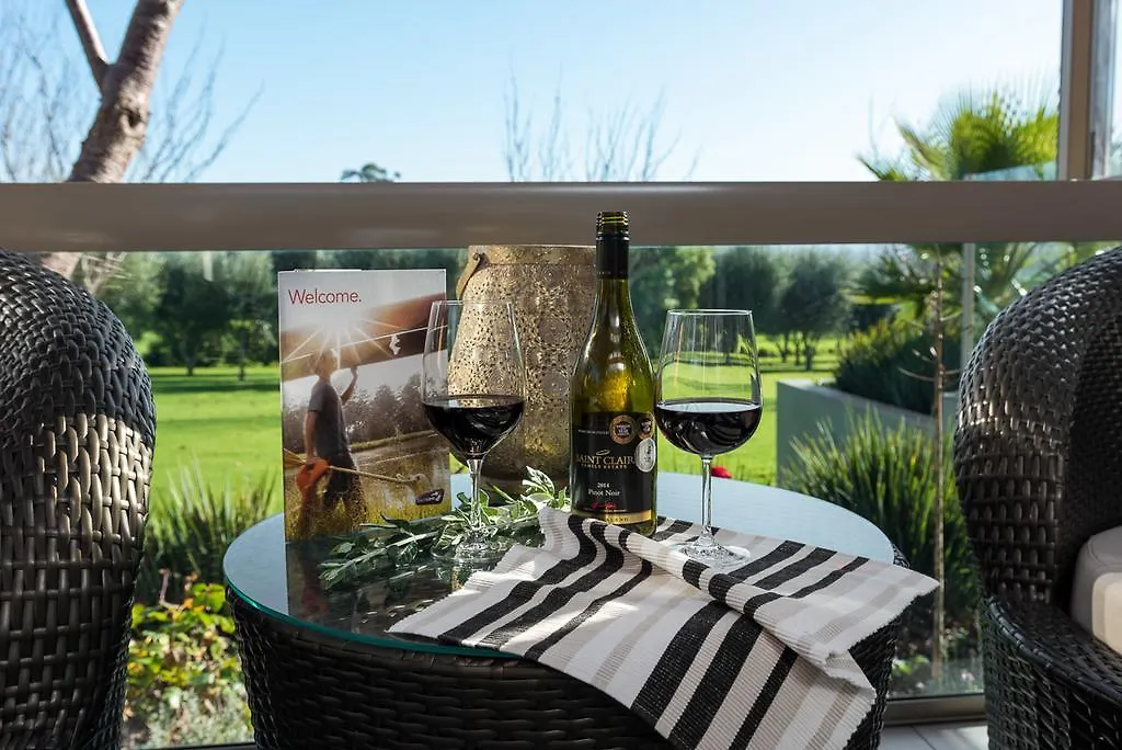 Aldaha Luxury Accommodation 블레넘 B&B